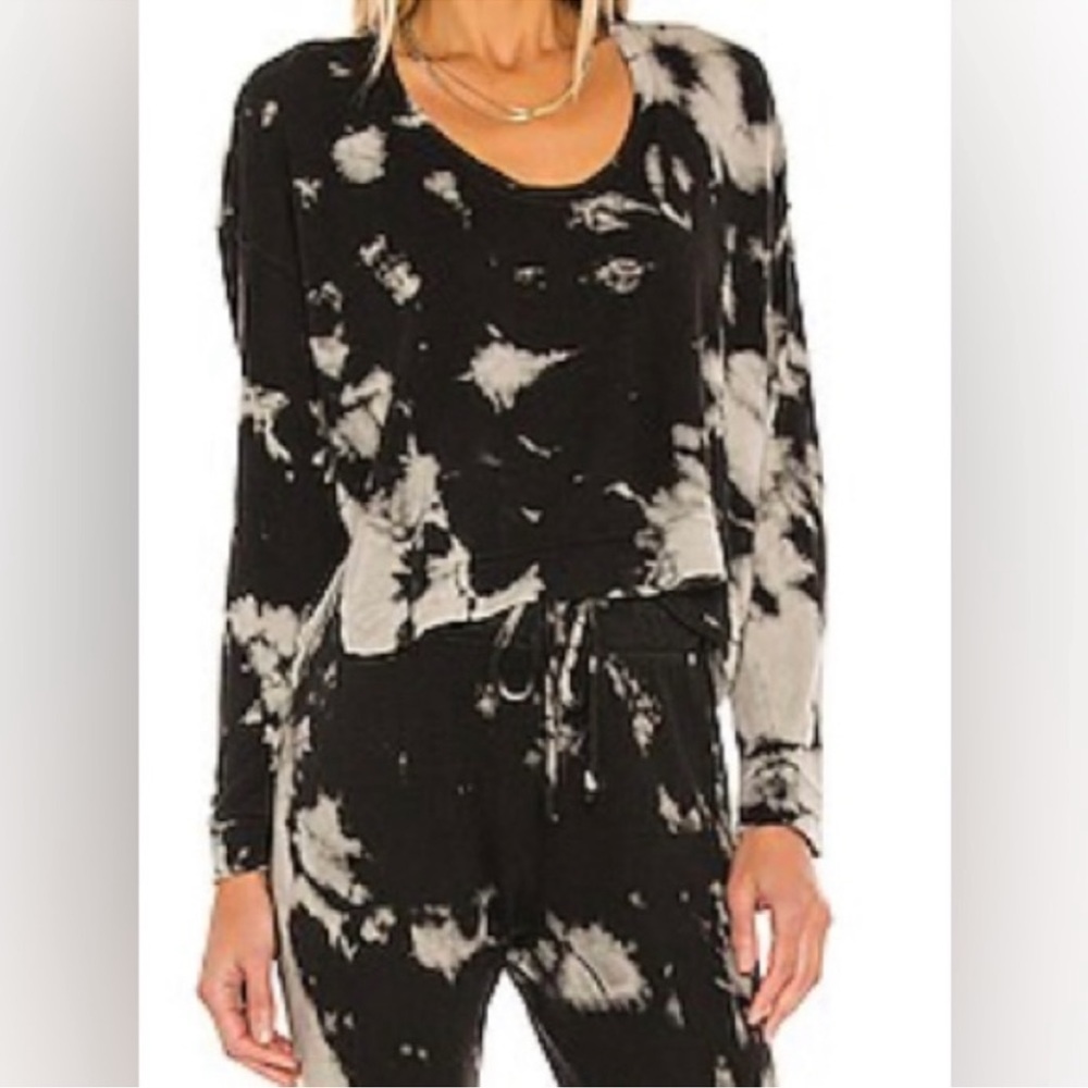 Enza costa sweatshirt